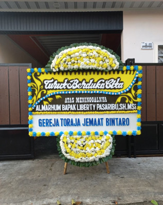 Papan Bunga Duka di 27 Ilir