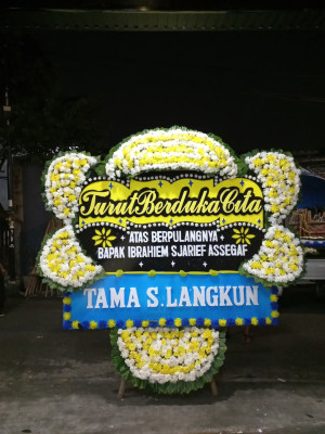Papan Bunga Duka di 27 Ilir